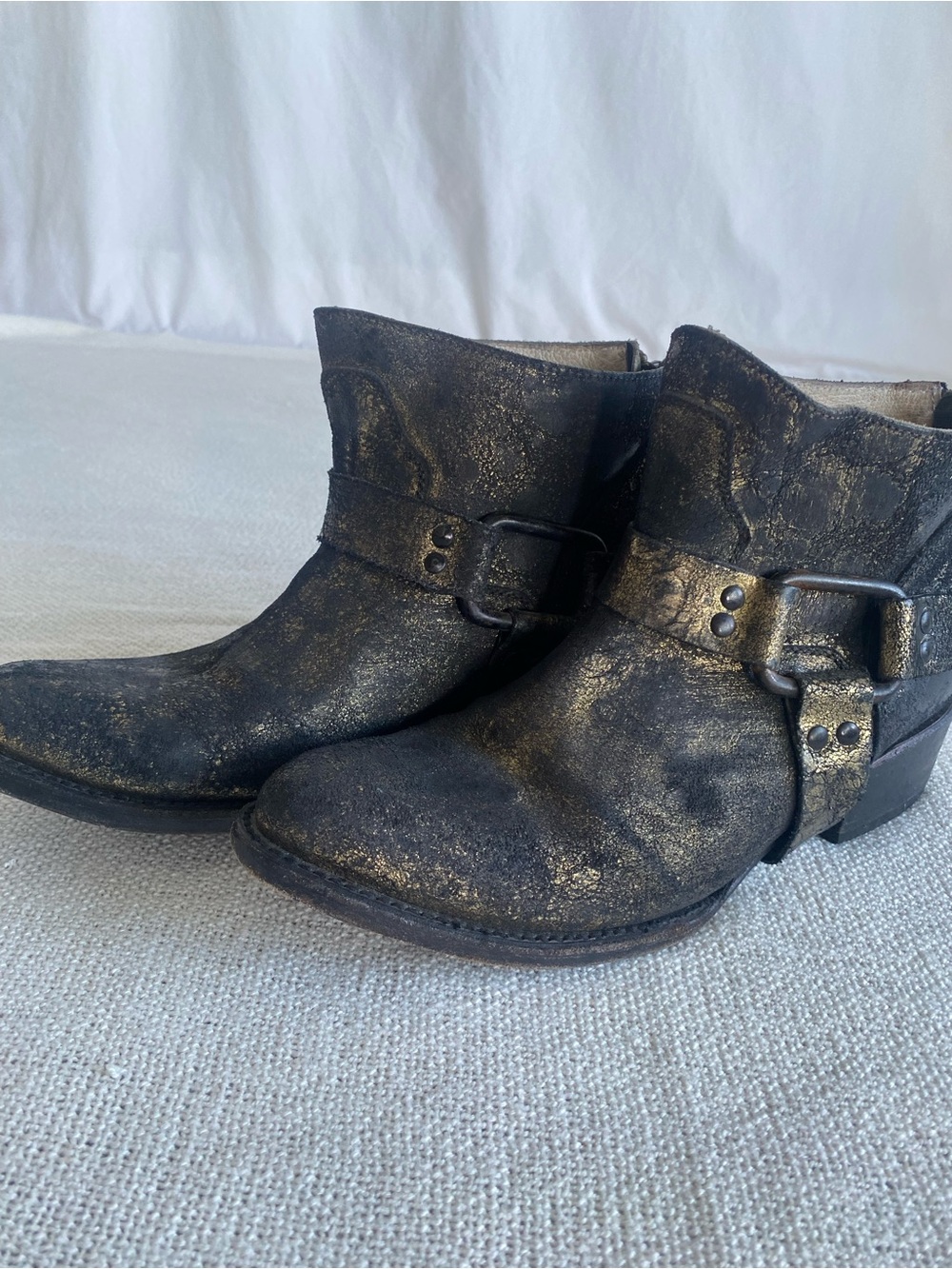 Freebird PHLOW Distressed Black Gold Metallic Leather Harness Boots 9